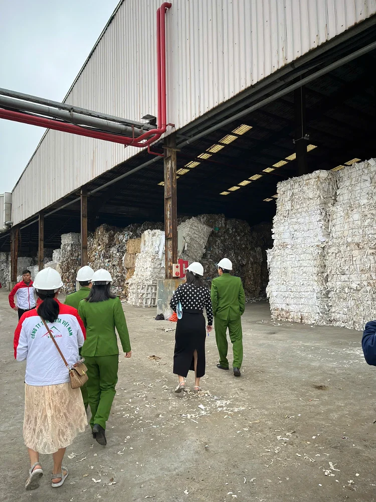 Nhà máy giấy Việt Trì