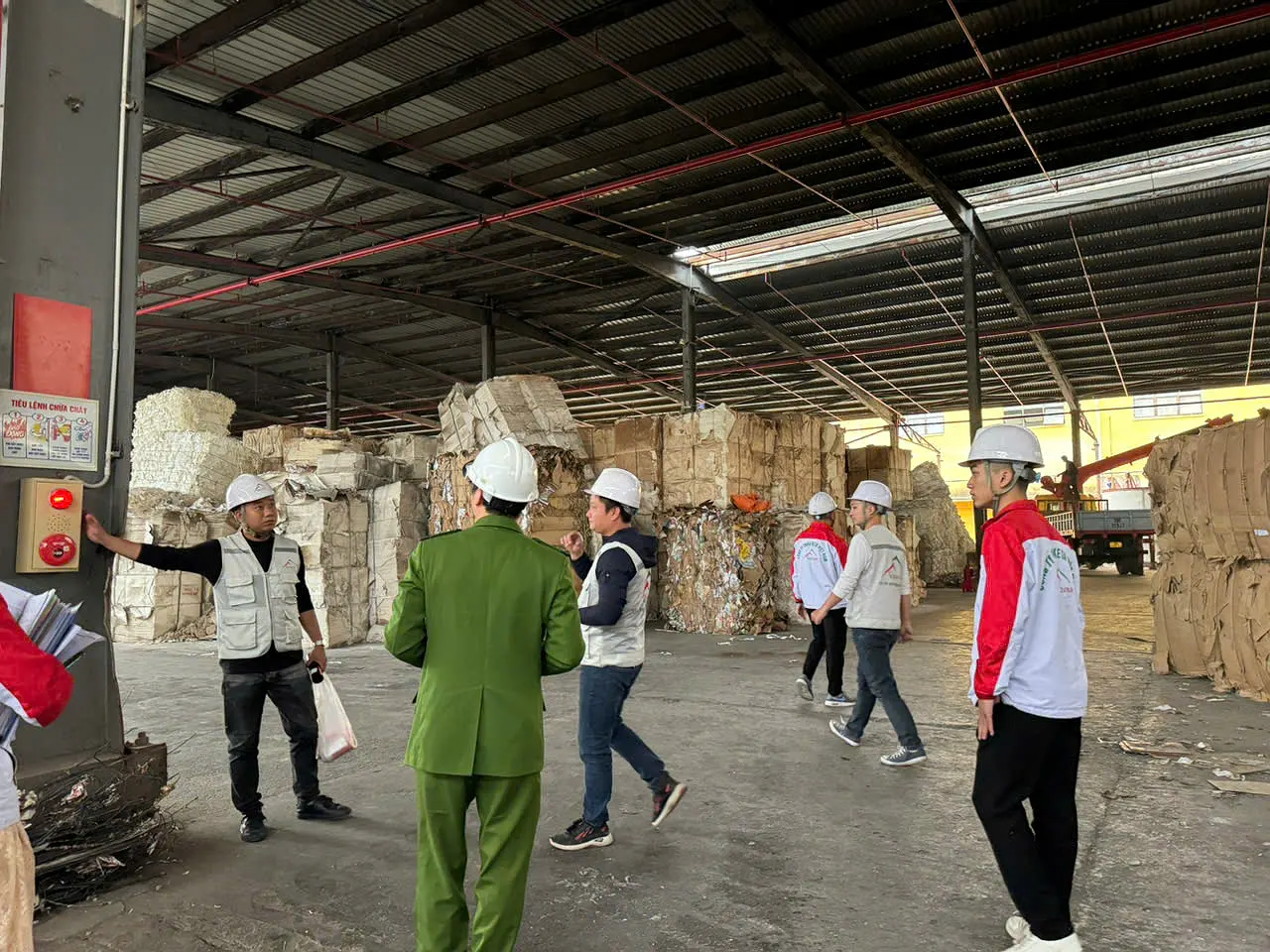 Nhà máy giấy Việt Trì