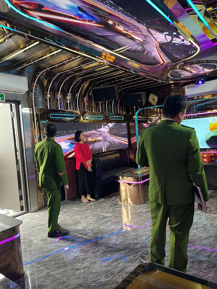 Karaoke Tiptop – 09 Văn Tiến Dũng